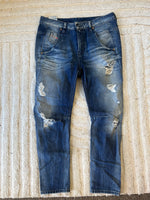 Load image into Gallery viewer, &quot;Diesel&quot; Boyfriend Jeans Fayza
