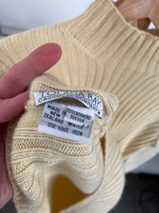 Soft yellow Cashmere